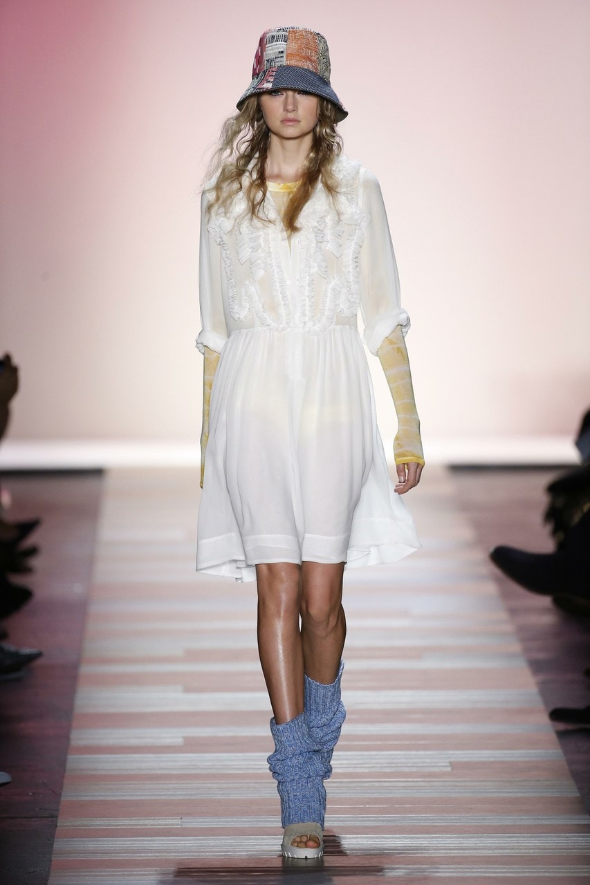 New York Fashion Week Primavera/Estate 2016 BCBG